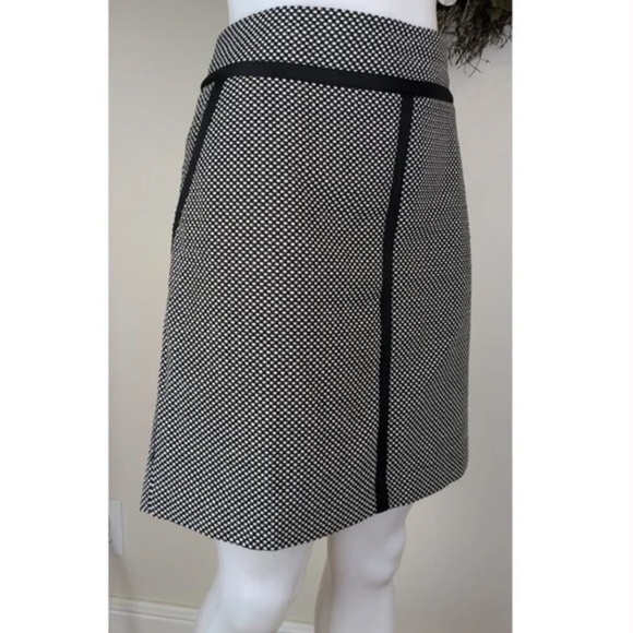 LOFT Black and White Tweed Mini Skirt - Picture 10 of 12